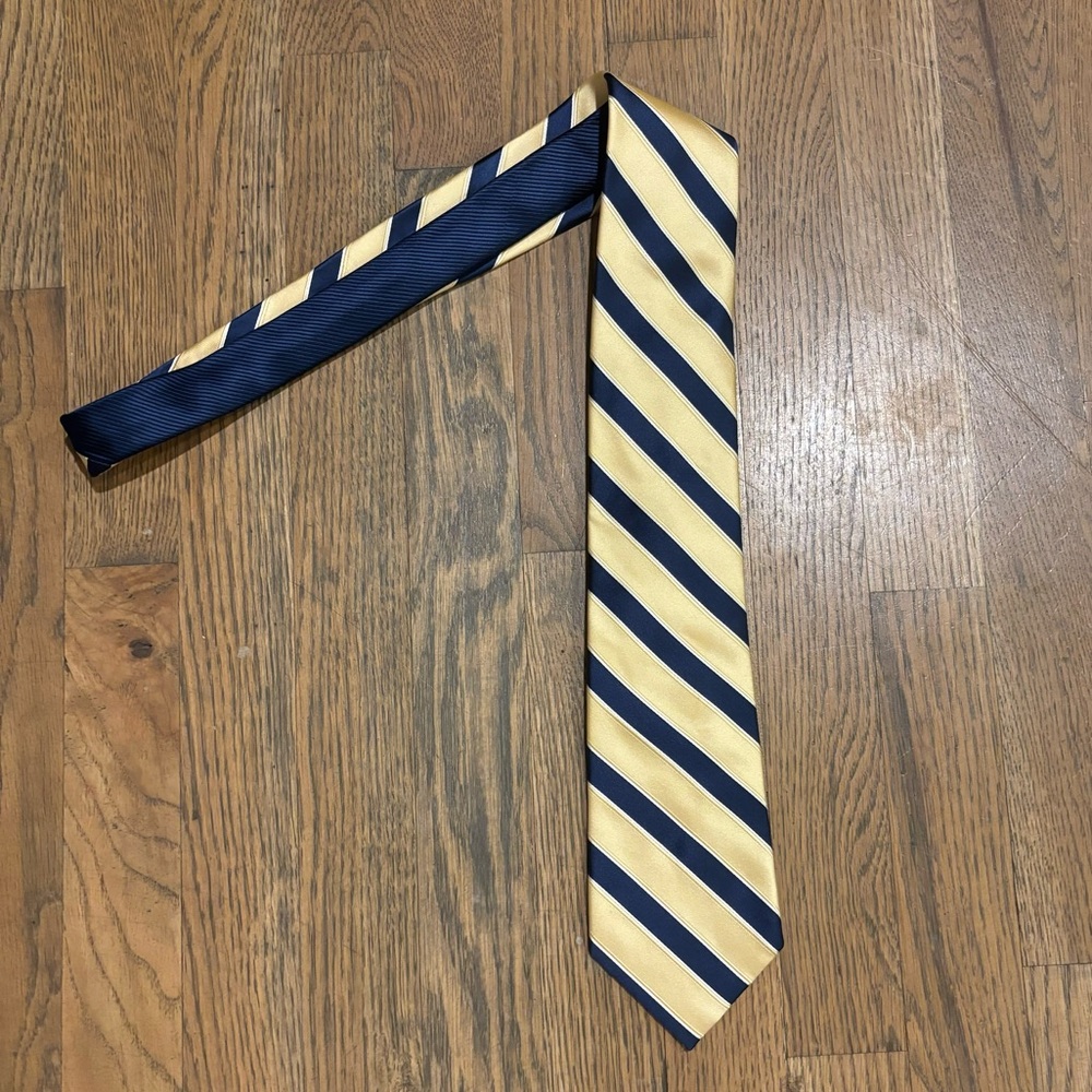 Tommy Hilfiger 100% Silk Yellow Blue Necktie